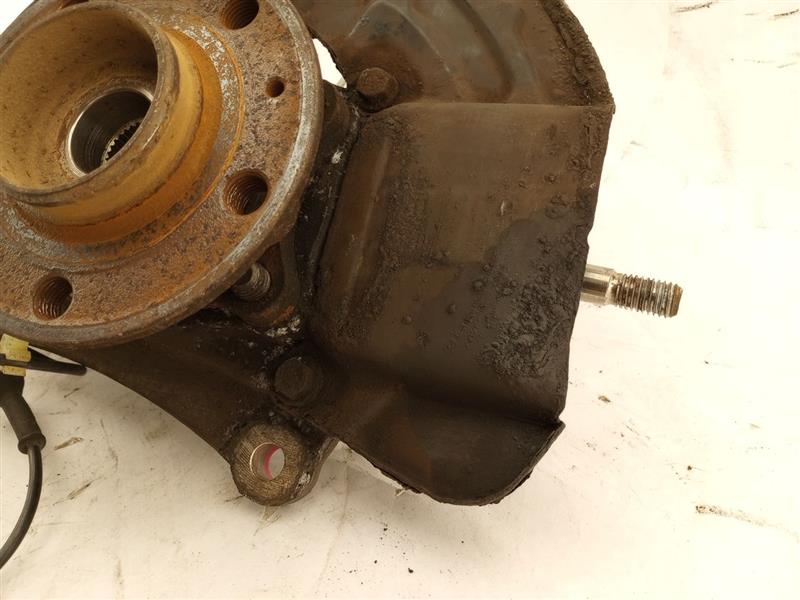 Volvo XC70 Front Left Knuckle & Hub Assembly