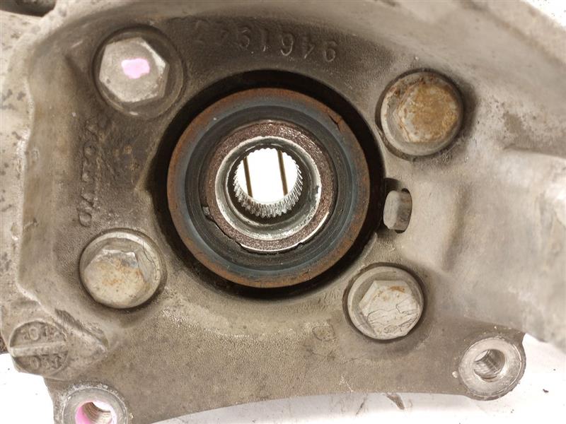 Volvo XC70 Front Left Knuckle & Hub Assembly