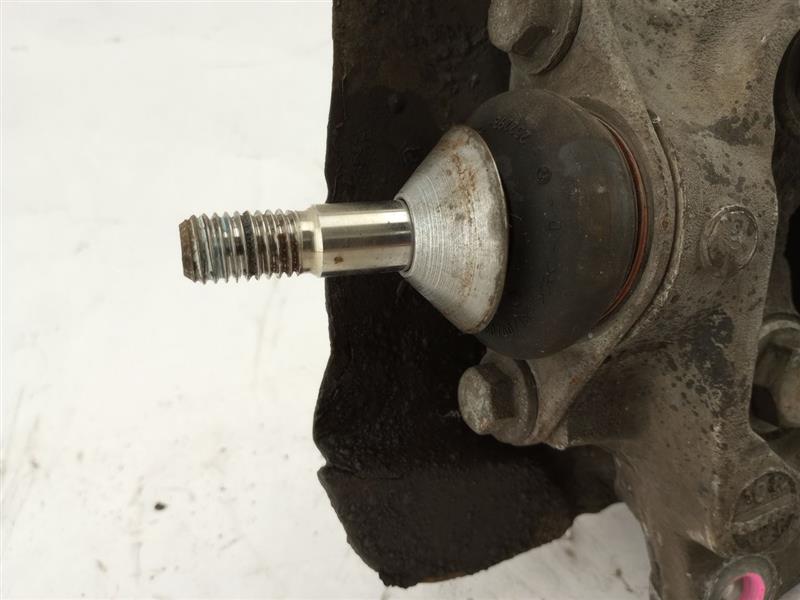 Volvo XC70 Front Left Knuckle & Hub Assembly