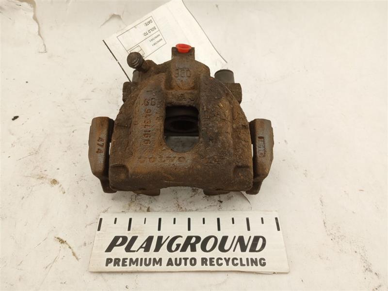 Volvo XC70 Rear Right Brake Caliper