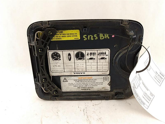 Volvo XC70 Fuel Filler Door