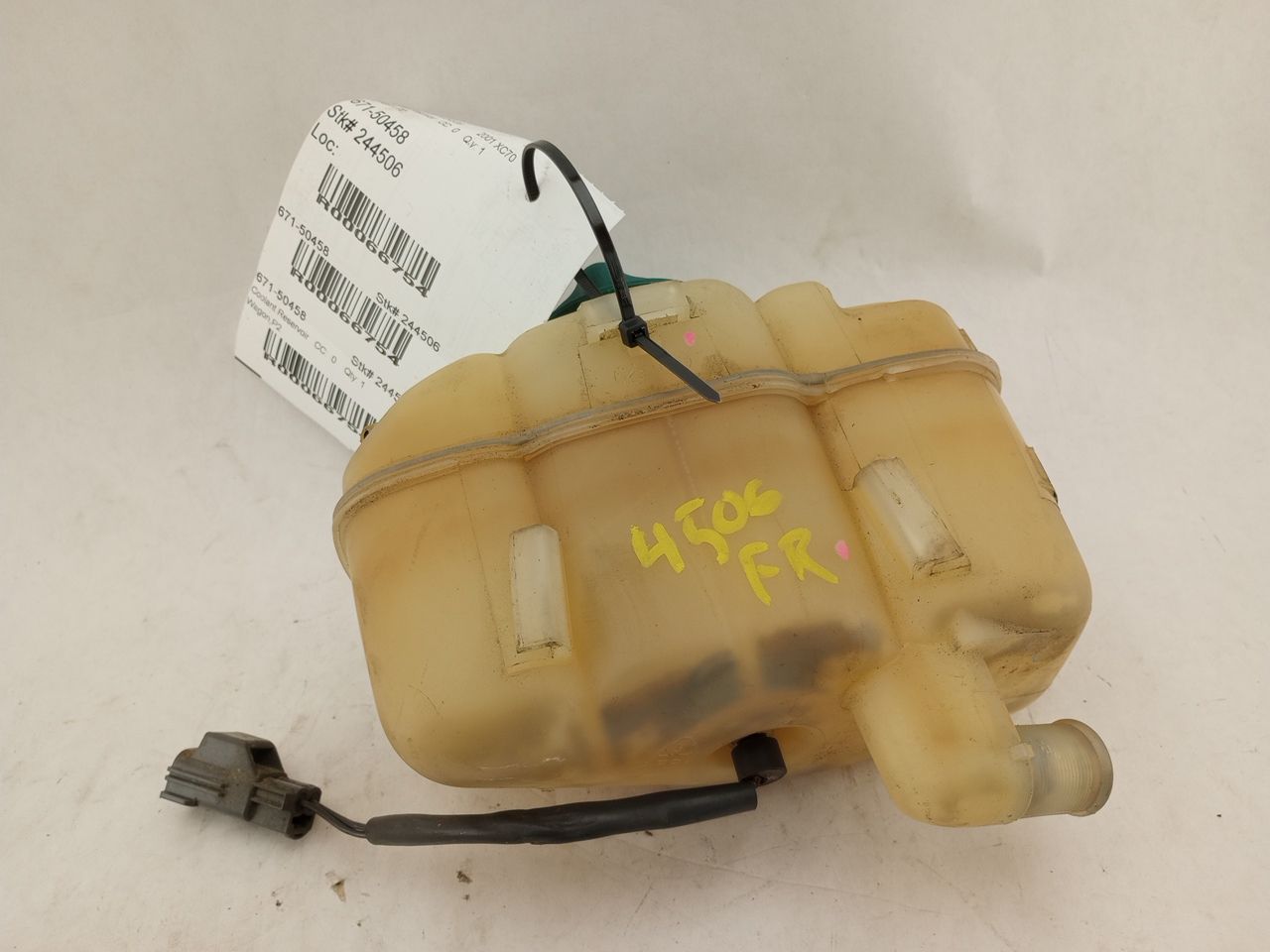 Volvo XC70 Coolant Reservoir