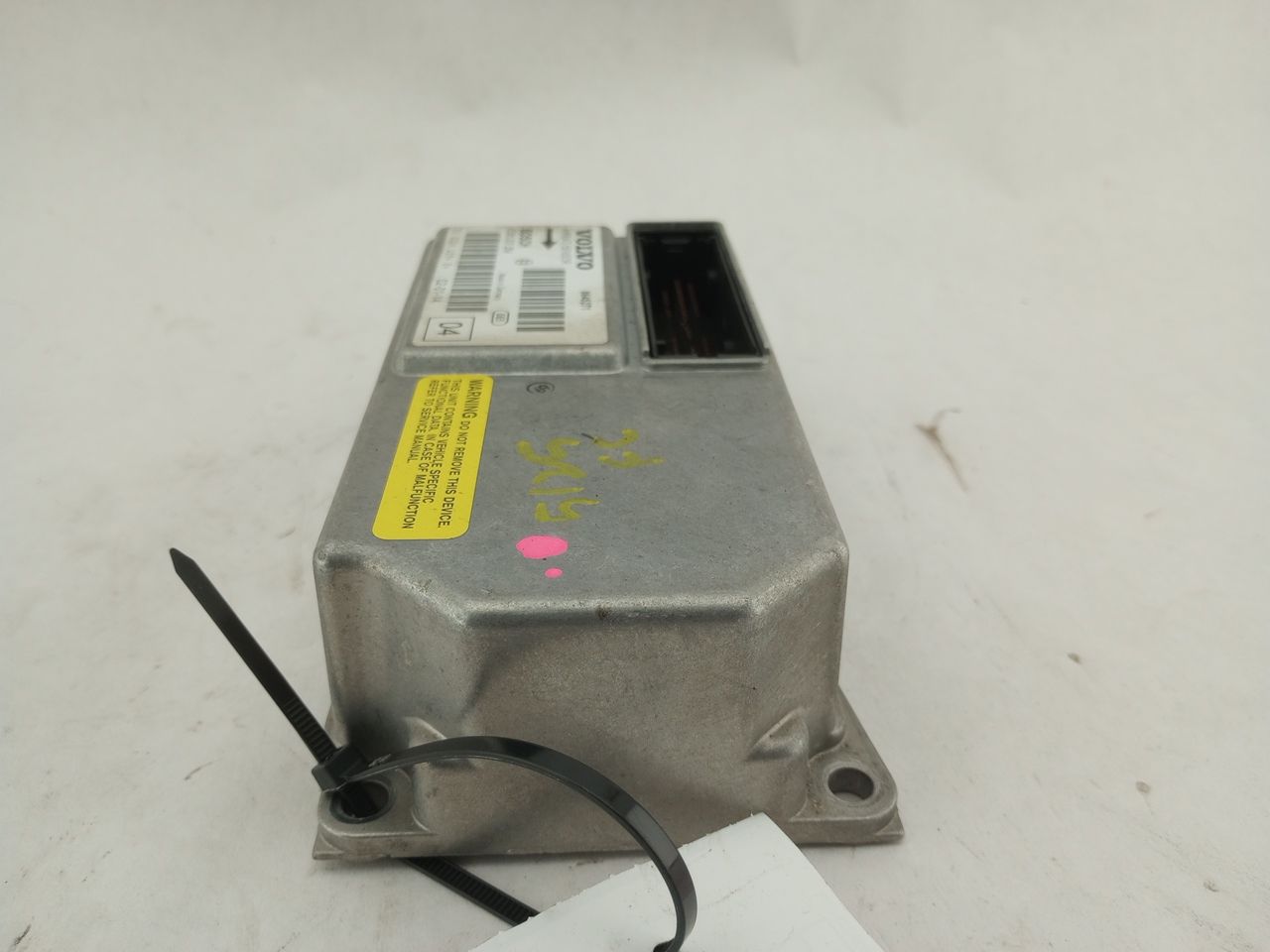 Volvo XC70 Airbag Control Module