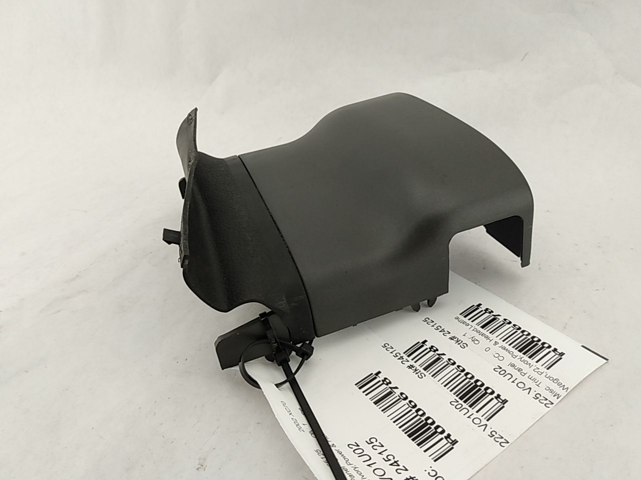 Volvo XC70 Upper Steering Column Cover Trim