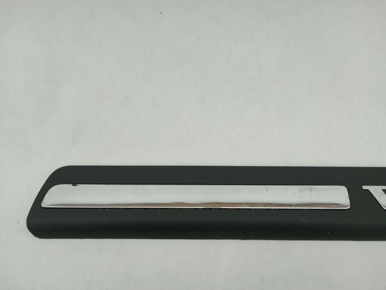 Volvo XC70 Pair Of Door Sill Plates