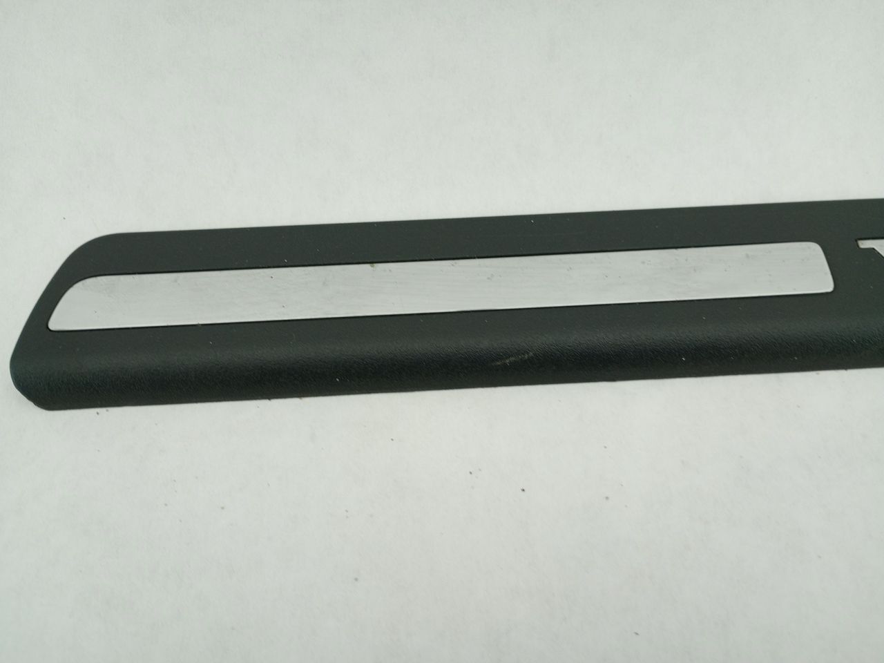 Volvo XC70 Pair Of Door Sill Plates