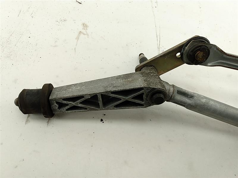 Volvo XC70 Windshield Wiper Motor