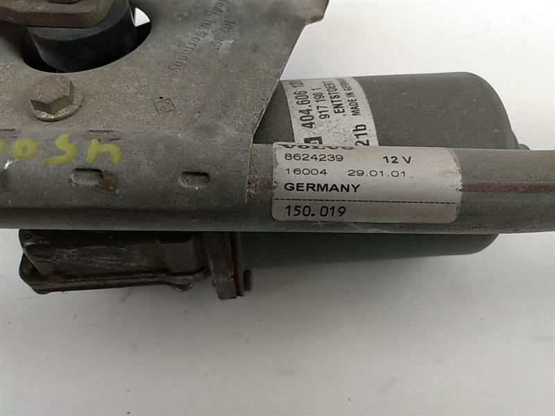 Volvo XC70 Windshield Wiper Motor