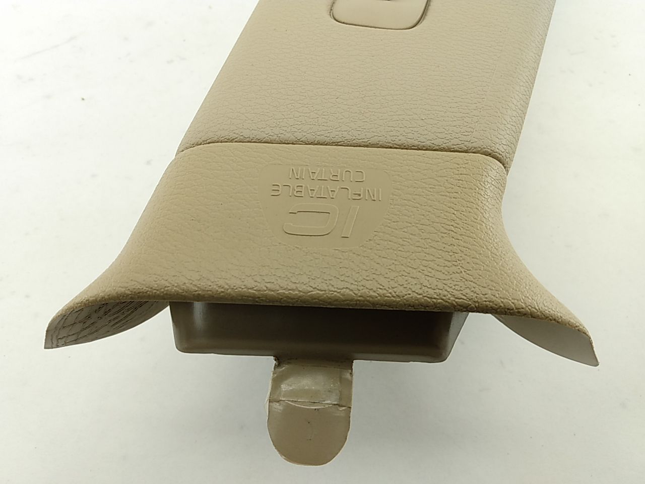 Volvo XC70 Right Center B Pillar Trim Panel