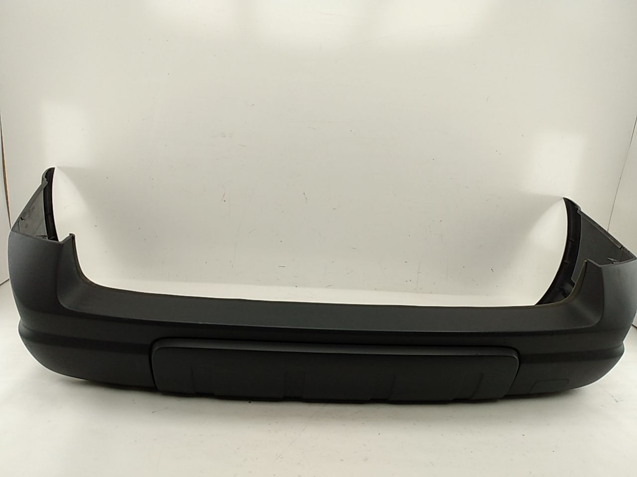 Volvo XC70 Rear Bumper Cover - 0