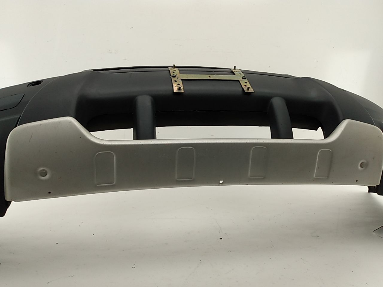 Volvo XC70 Front Bumper Cover