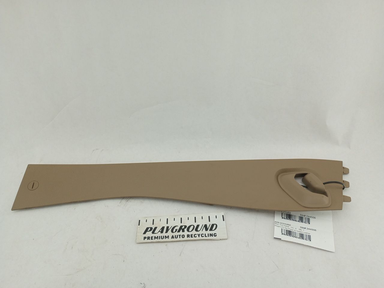 Volvo V70 Left Center Console Side Trim