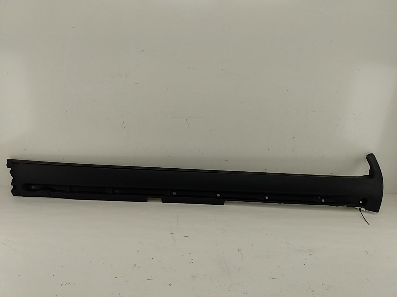 Volvo XC70 Left Passenger Sill Skirt - 0