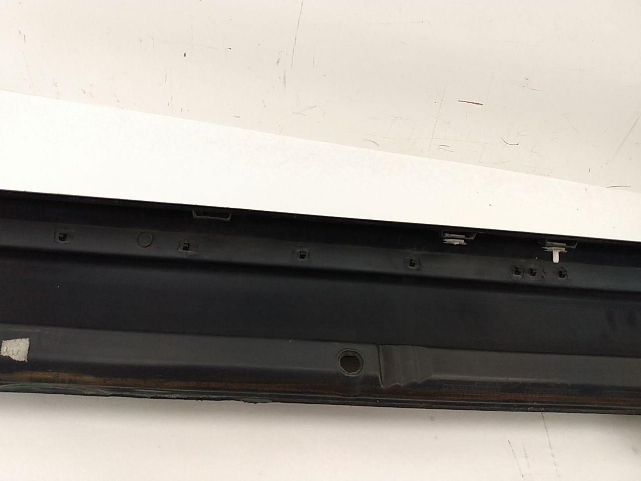 Volvo XC70 Left Passenger Sill Skirt