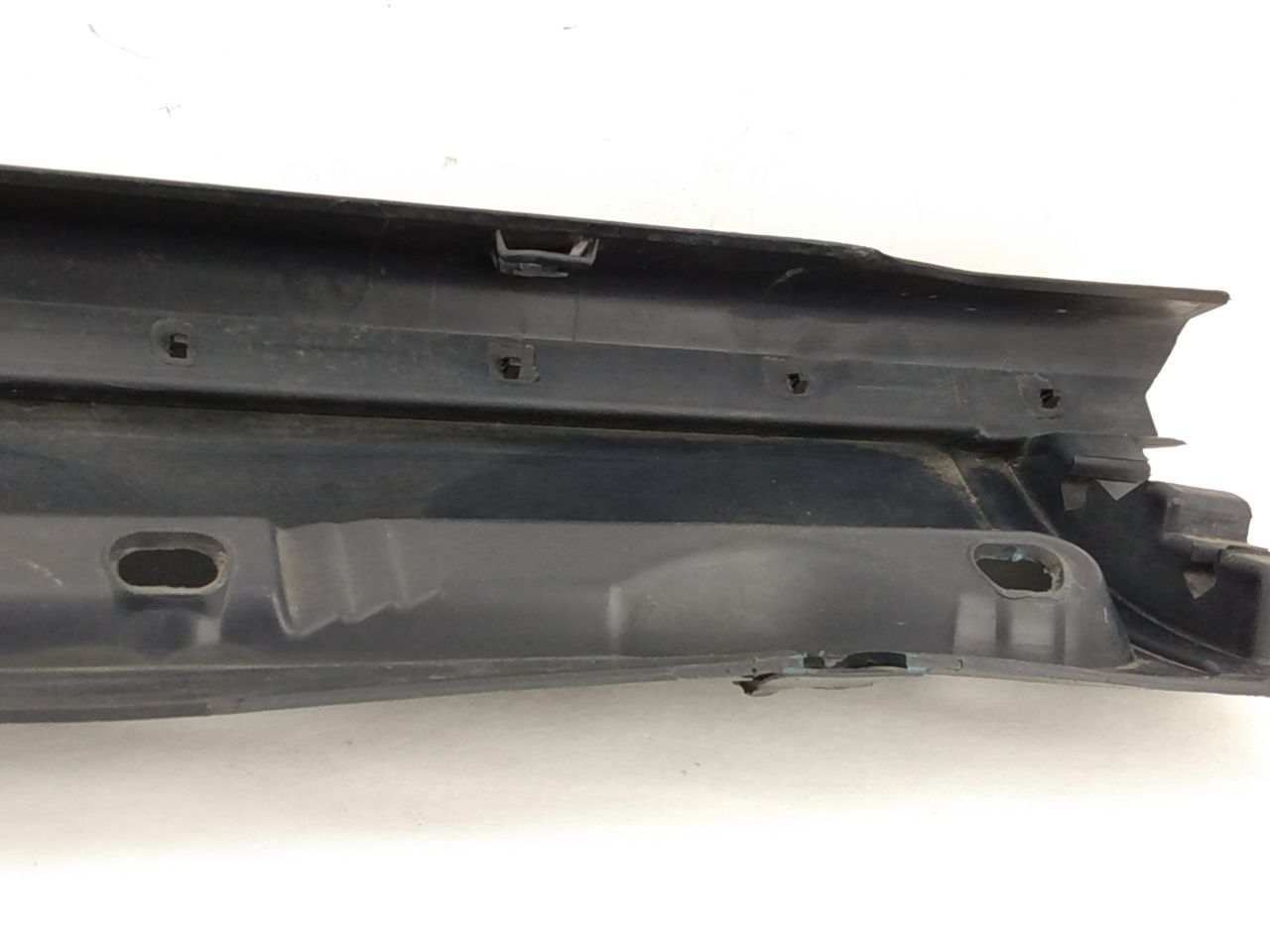 Volvo XC70 Left Passenger Sill Skirt