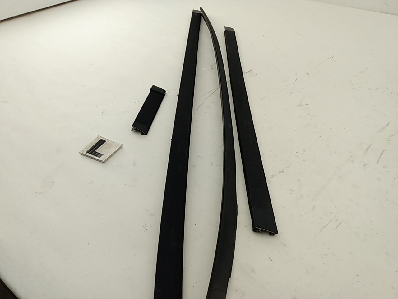 Volvo XC70 Roof Trim Moulding Set