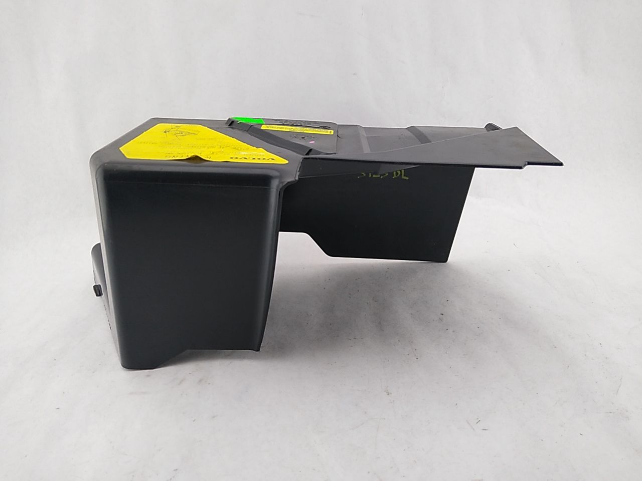 Volvo XC70 Battery Cover