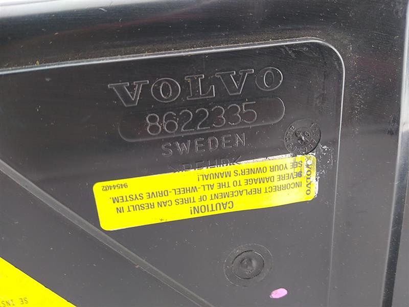 Volvo XC70 Battery Cover