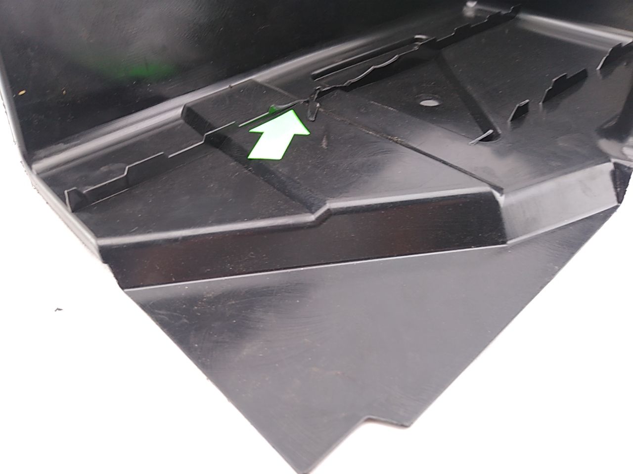 Volvo XC70 Battery Cover