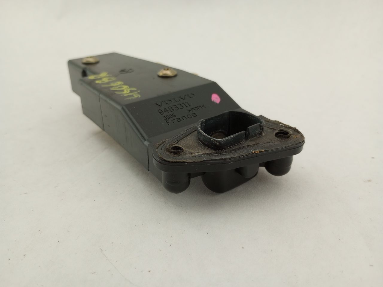 Volvo XC70 Fuel Door Release Actuator