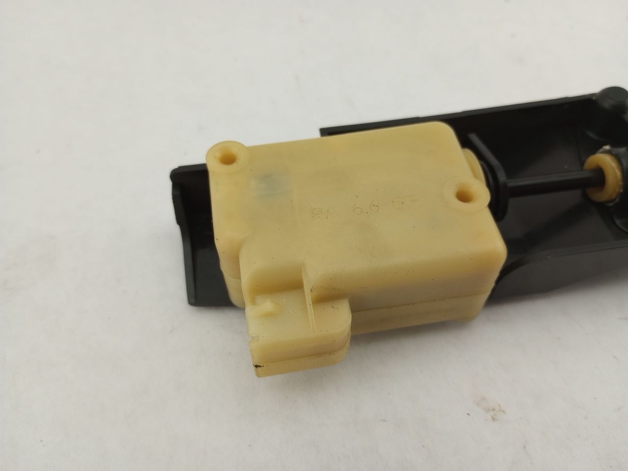 Volvo XC70 Fuel Door Release Actuator