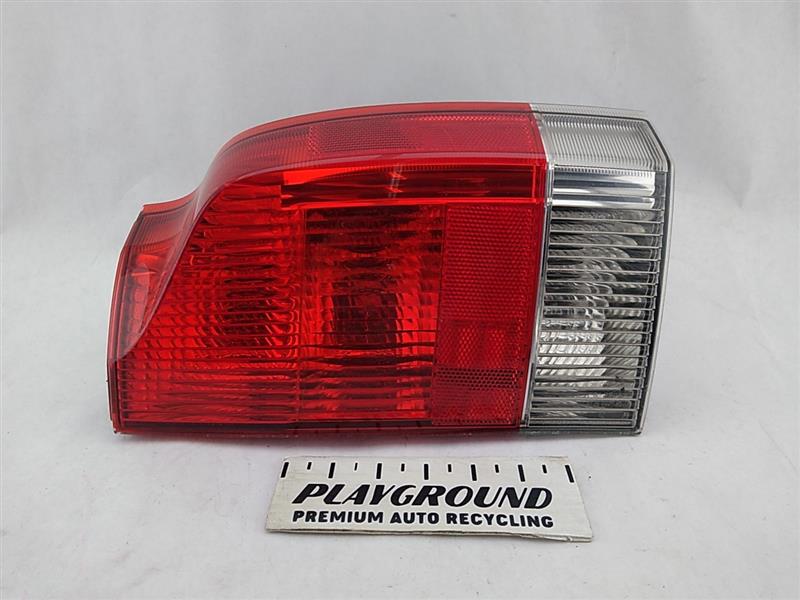 Volvo XC70 Rear Right Lower Tail Lamp Assembly