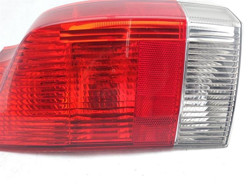 Volvo XC70 Rear Right Lower Tail Lamp Assembly