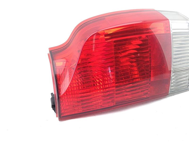 Volvo XC70 Rear Right Lower Tail Lamp Assembly