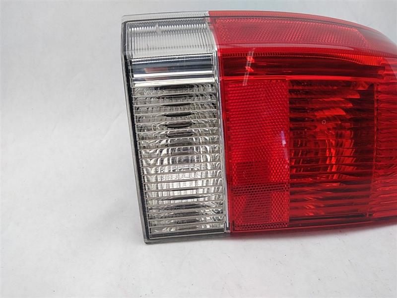 Volvo XC70 Rear Left Lower Tail Lamp Assembly