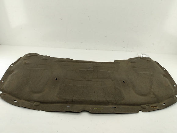 Volvo XC70 Hood Insulator