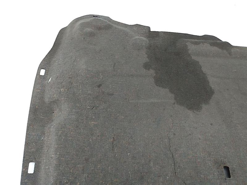 Volvo XC70 Hood Insulator