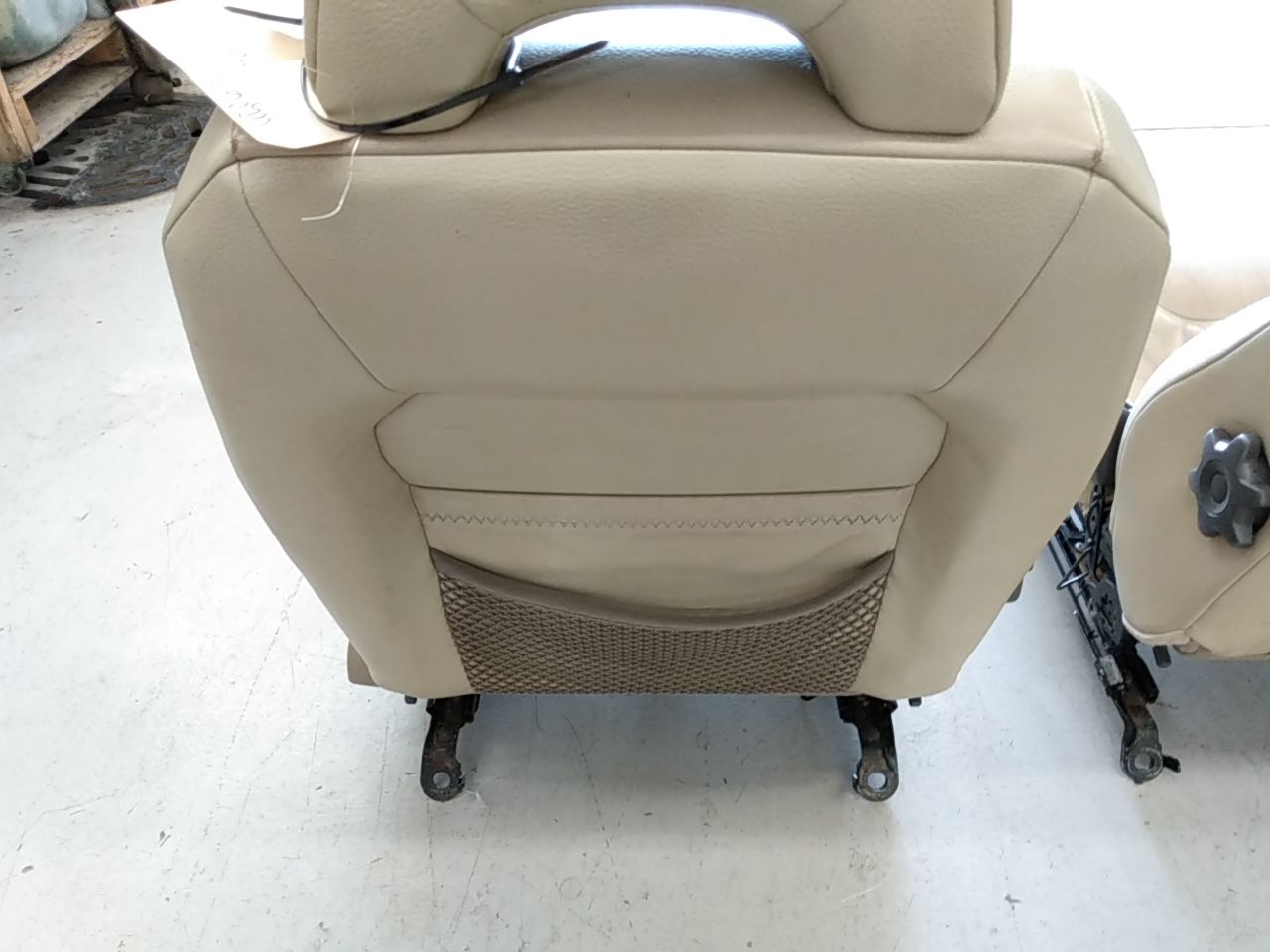 Volvo XC70 Front Seat Set