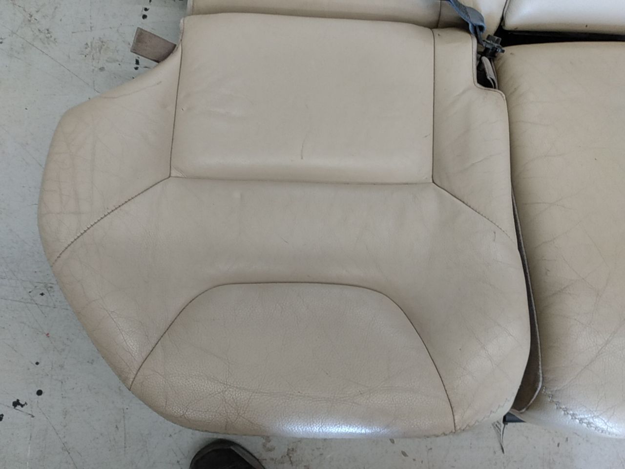 Volvo XC70 Rear Seat Set