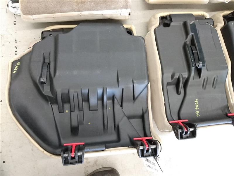 Volvo XC70 Rear Seat Set