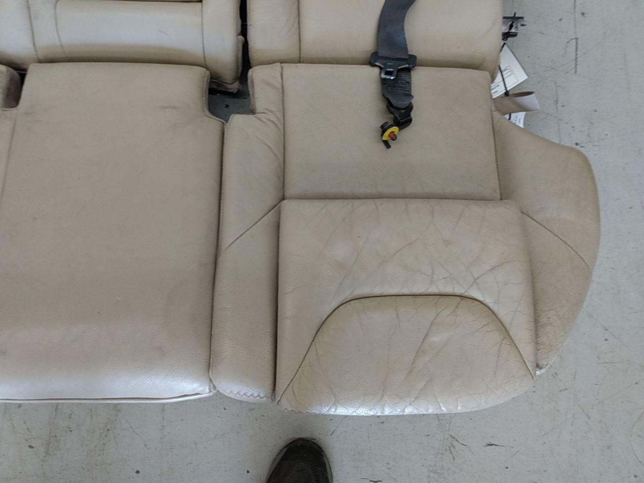 Volvo XC70 Rear Seat Set | Playground PAR