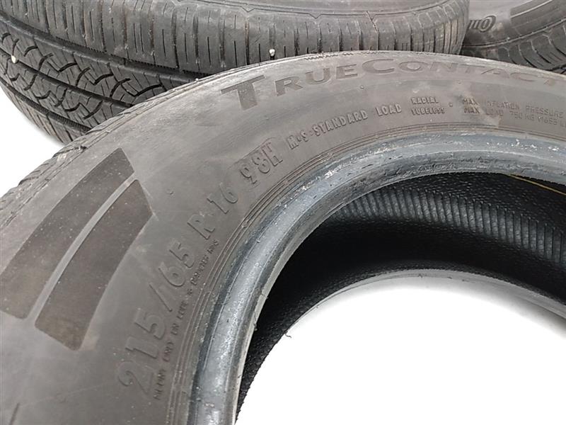 Volvo XC70 Set of 4 Continental True Contact Tires