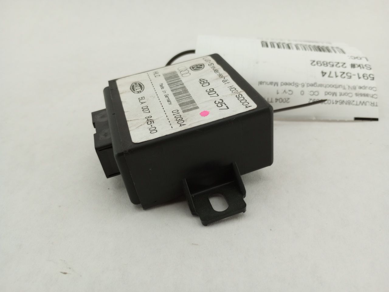 Audi TT Headlight Range Control Module