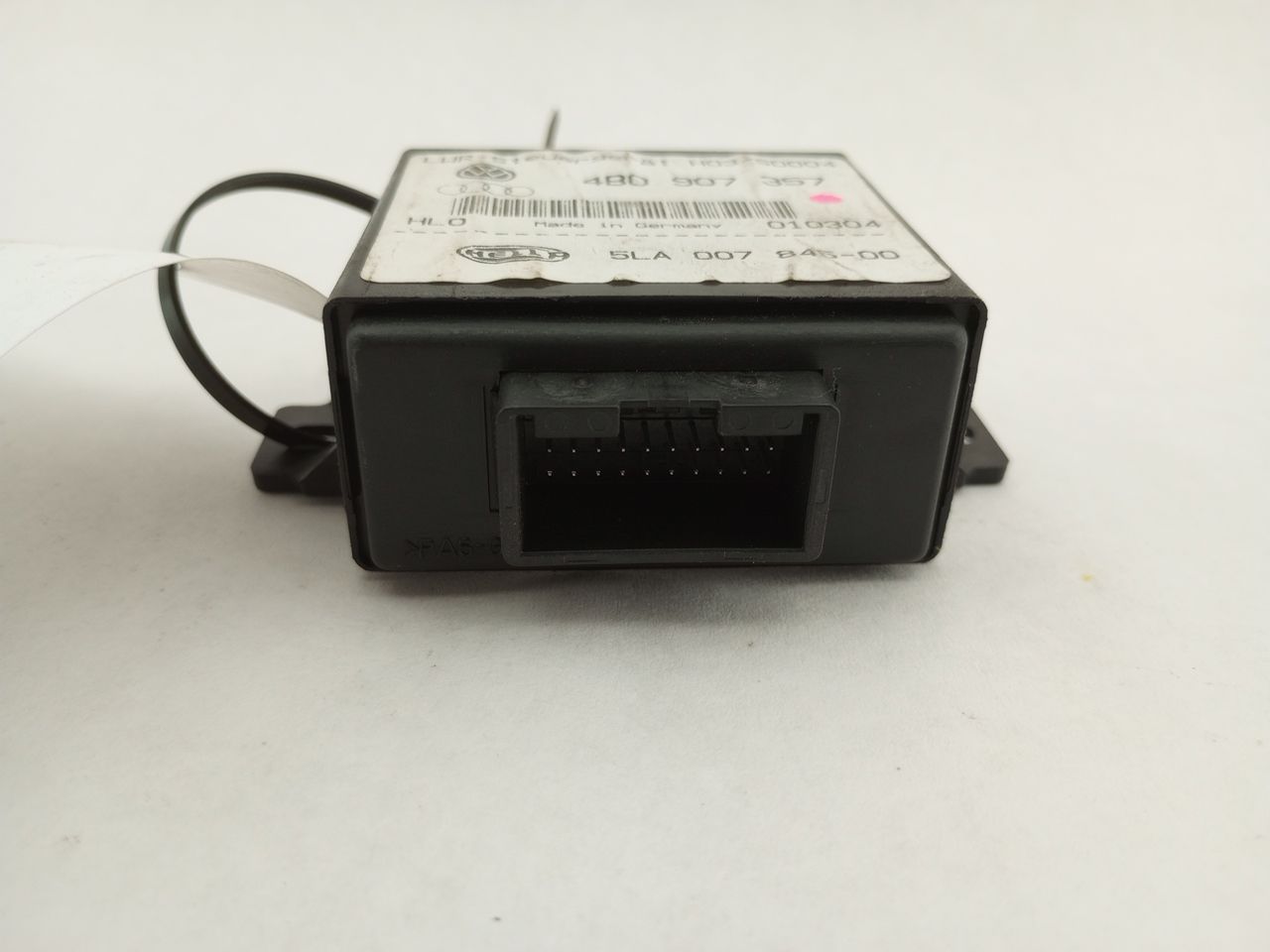 Audi TT Headlight Range Control Module