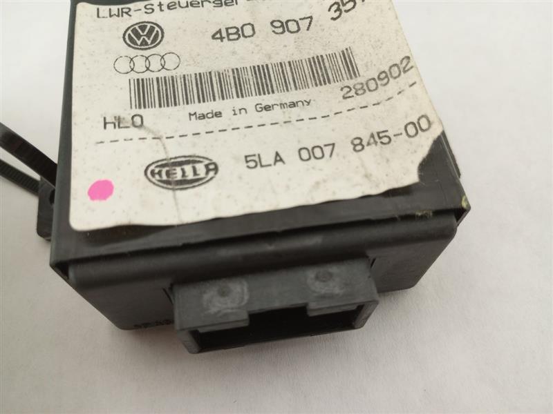 Audi TT Headlight Range Control Module