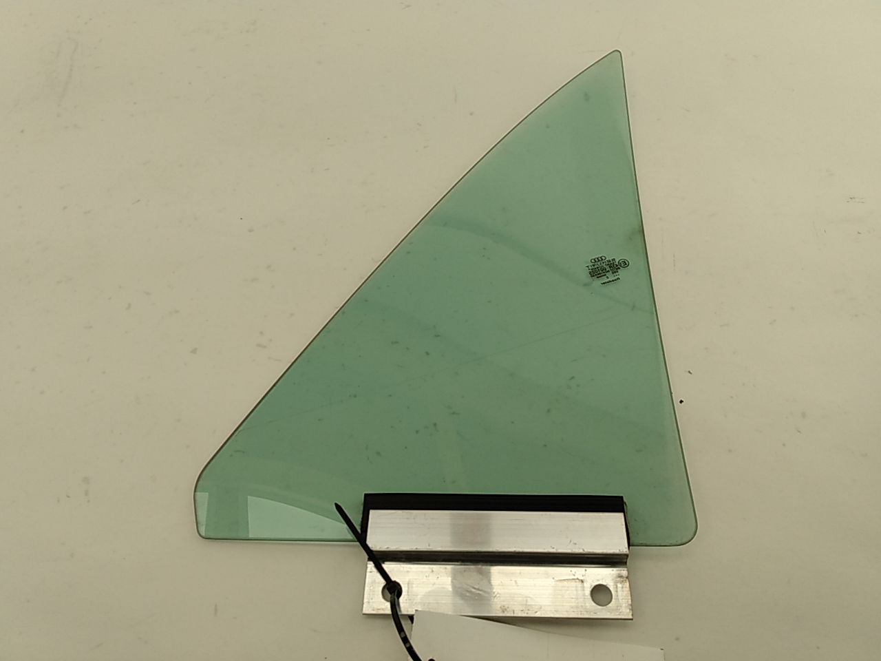 Audi TT Front Right Vent Glass