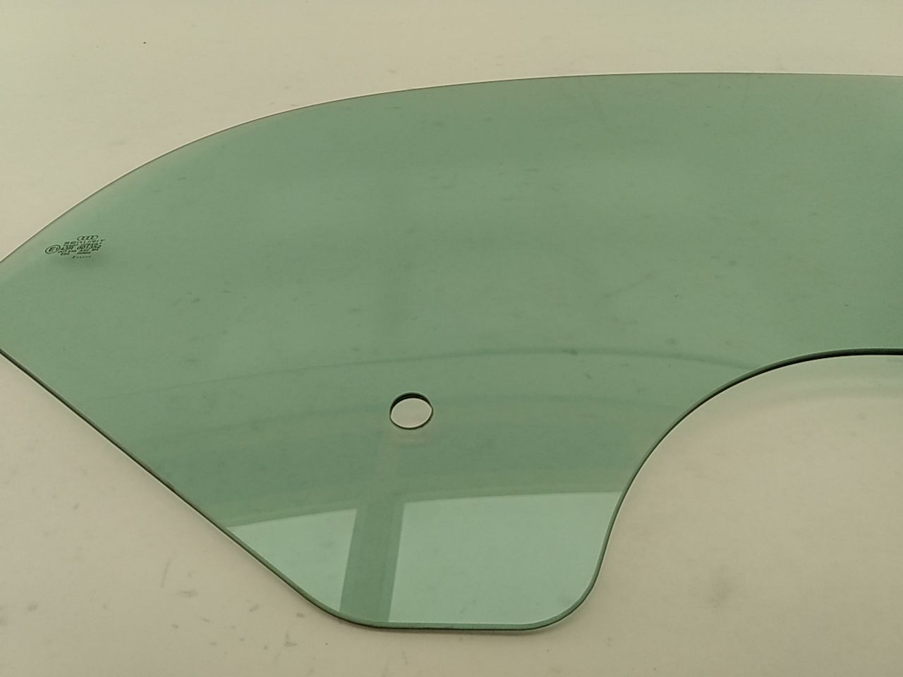 Audi TT Front Right Door Glass