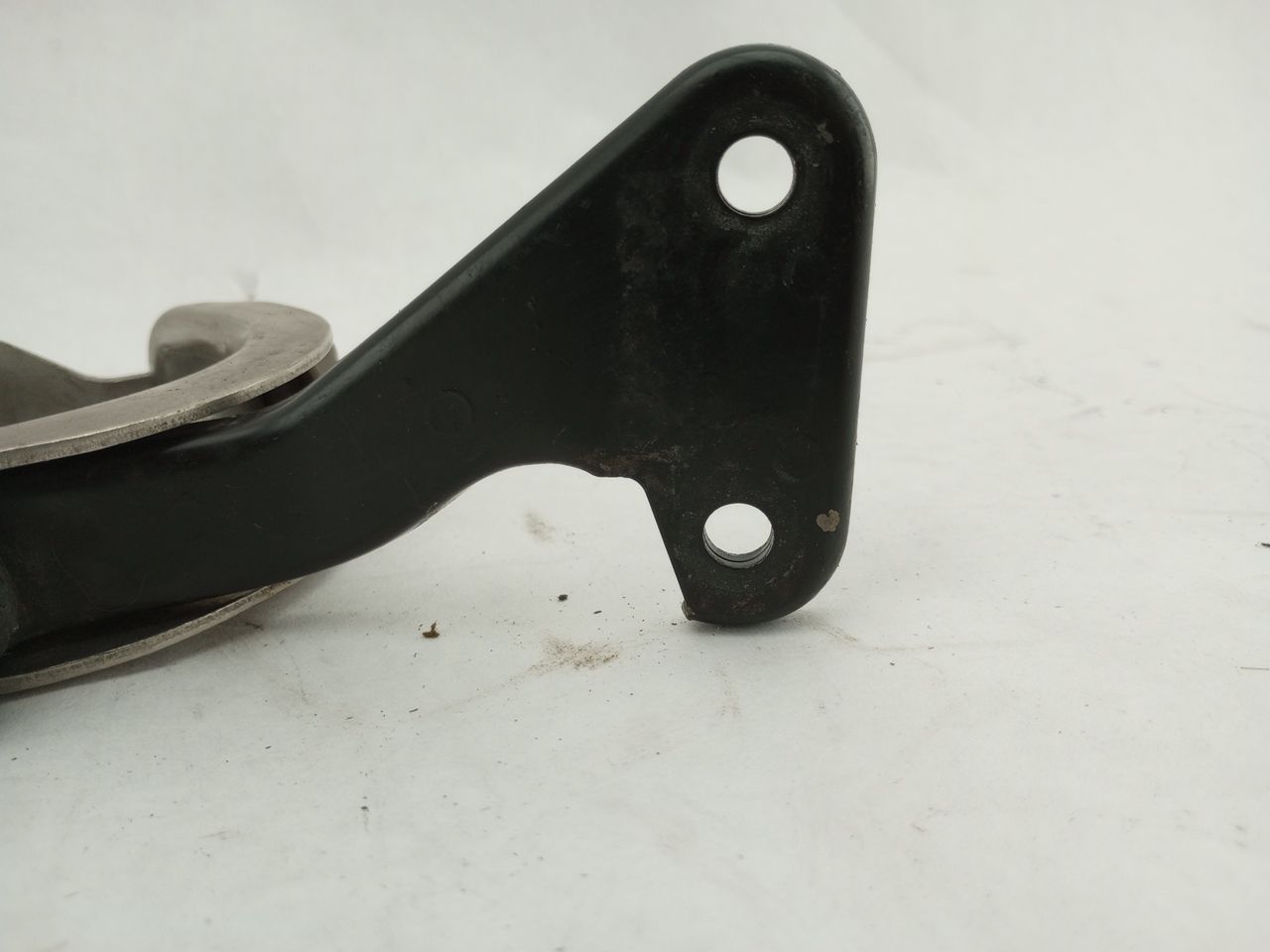 Audi TT Charge Pipe Mounting Bracket