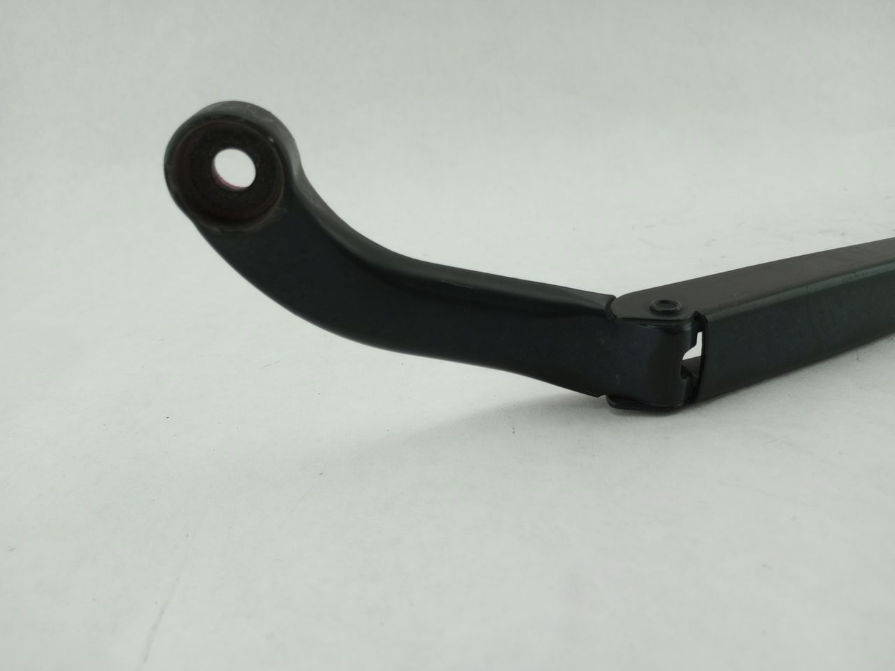 Audi TT Front Wiper Arm Set