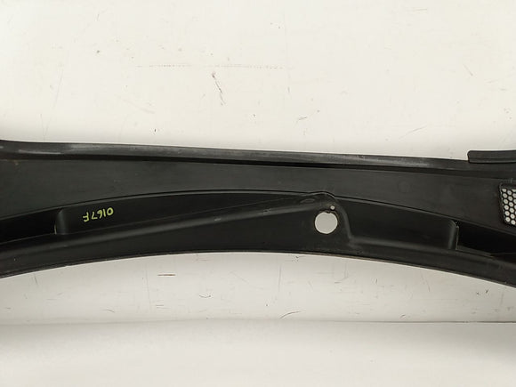 Audi TT Winshield Wiper Cowl