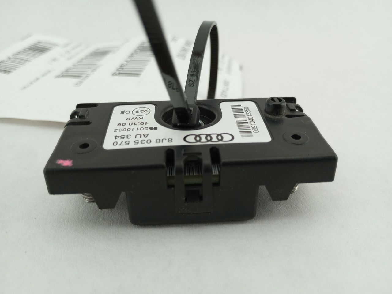 Audi TT Antenna Disturbance Suppresion Module