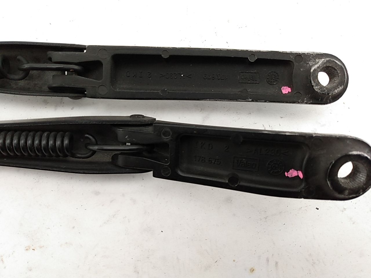 Audi TT Front Windshield Wiper Arms