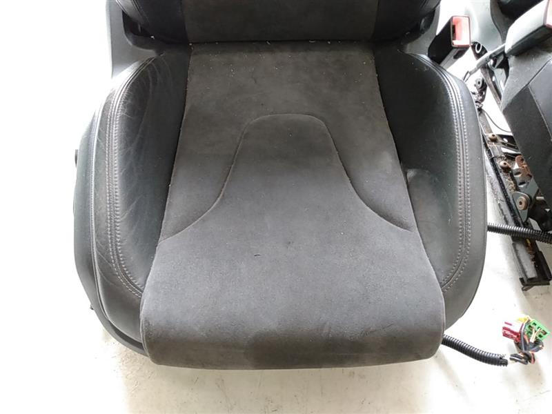 Audi TT Front Seat Set