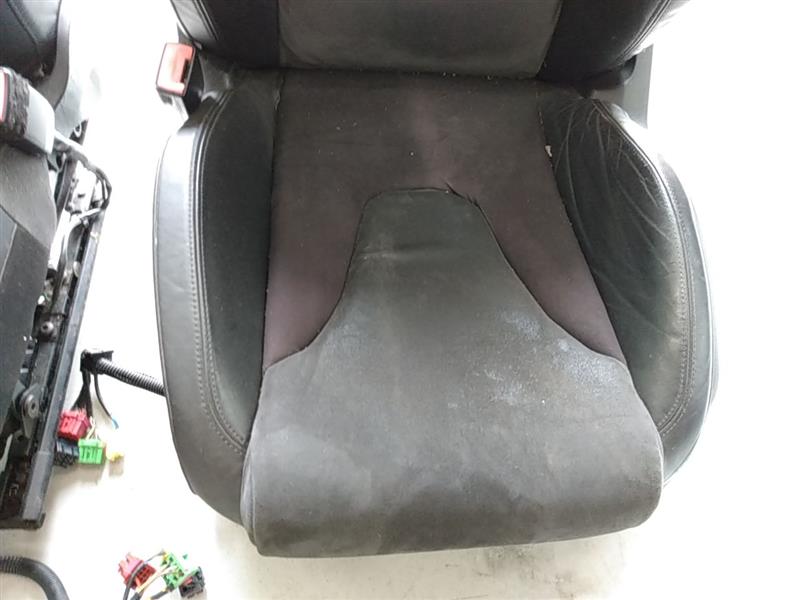 Audi TT Front Seat Set