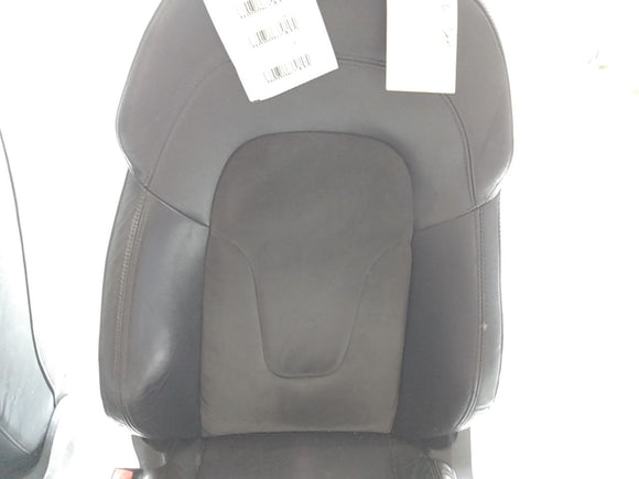 Audi TT Front Seat Set