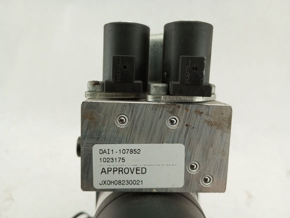 Jaguar XK Convertible Top Lift Pump & Motor